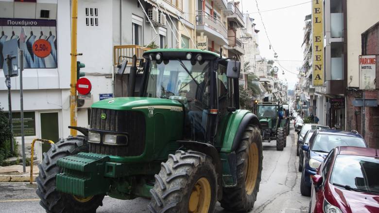 Ιωάννινα: Πορεία με τρακτέρ και συγκέντρωση διαμαρτυρίας αγροτών στην Περιφέρεια Ηπείρου