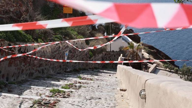 Σαντορίνη: Για όλα τα ενδεχόμενα προετοιμάζεται η Κυβέρνηση- Στις 13:00 η παρουσίαση των επιστημόνων