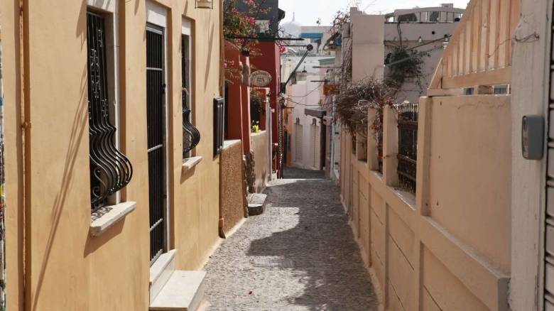 Υπερδιπλασιάστηκε η αστυνομική δύναμη στη Σαντορίνη - Φοβούνται «πλιάτσικο» στο νησί