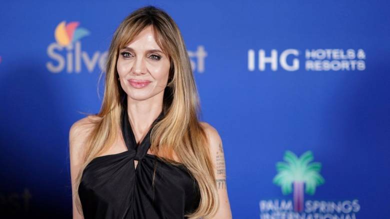 Αντζελίνα Τζολί: «Δεν με ελκύει η ιδέα μιας τέλειας ζωής χωρίς πληγές»