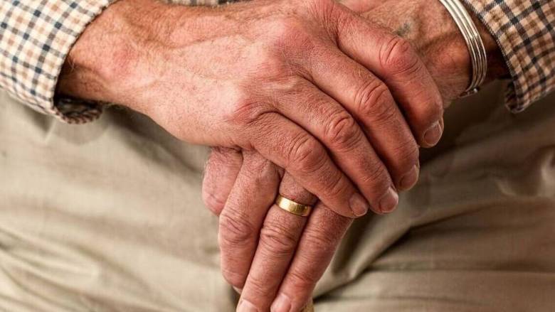 Συνταξιούχοι: Ποιοι θα  λάβουν τα αναδρομικά - Πότε αναμένεται η απόφαση