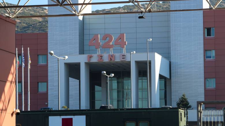 Θεσσαλονίκη: Σε κρίσιμη κατάσταση ο 23χρονος που μαχαιρώθηκε από τον 16χρονο αδερφό του