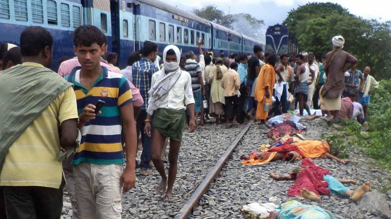 Πάνω από 15 οι νεκροί λόγω συνωστισμού που δημιουργήθηκε σε σταθμό στην Ινδία