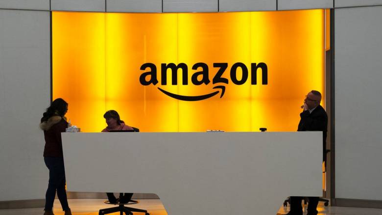 Η Amazon αναλαμβάνει τον δημιουργικό έλεγχο των ταινιών James Bond