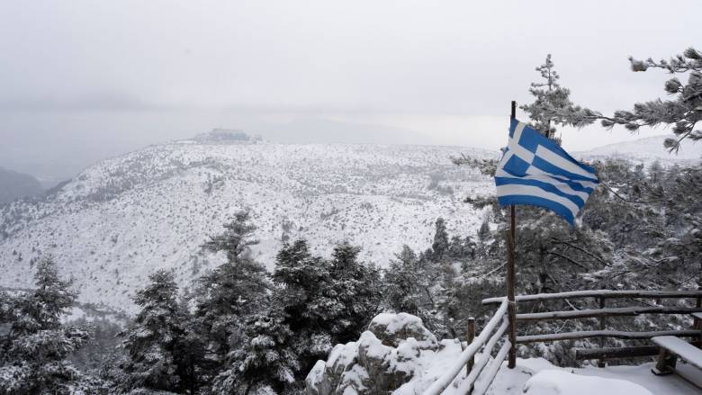 Ψυχρή εισβολή φέρνει παγετό και χιόνια την Πρωτοχρονιά – Πού θα δούμε νιφάδες, ακόμη και στην Αττική