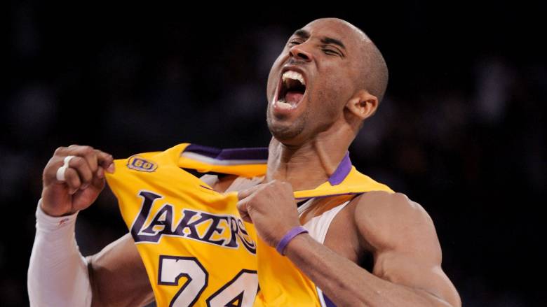 Άγαλμα του Κόμπι Μπράιαντ στον Εθνικό Κήπο Αμερικανών Ηρώων τοποθετεί ο Τραμπ