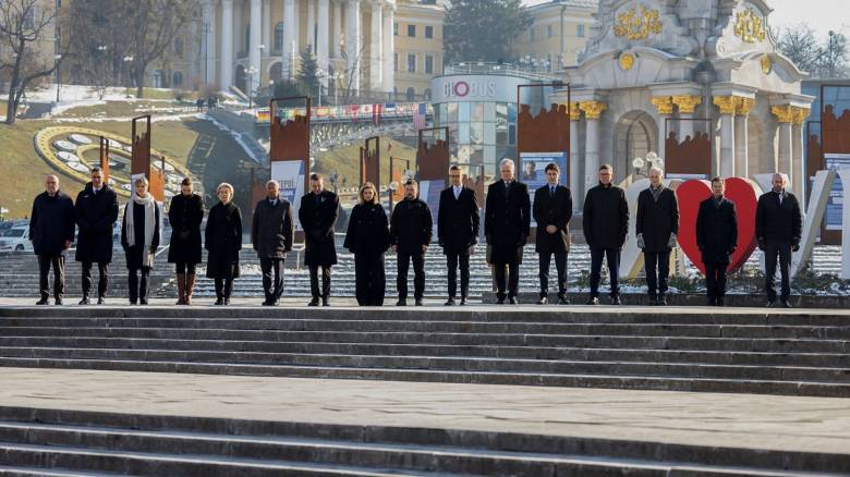 Στη Ρώμη ο πρωθυπουργός για τη Διάσκεψη για την Ανάκαμψη της Ουκρανίας