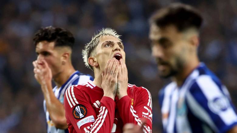 «Μνημόνιο» στην Μάντσεστερ Γιουνάιτεντ: Κλείνει η καντίνα του προσωπικού - Τόστ και φρούτα για γεύμα