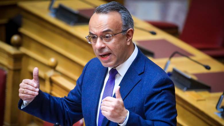 Σταϊκούρας: Το υπ. Μεταφορών δεν έχει την αρμοδιότητα να ελέγχει τι μεταφέρουν τα τρένα