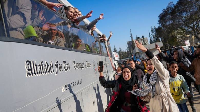 Το Ισραήλ απελευθέρωσε 643 Παλαιστίνιους κρατούμενους στο πλαίσιο της τελευταίας ανταλλαγής