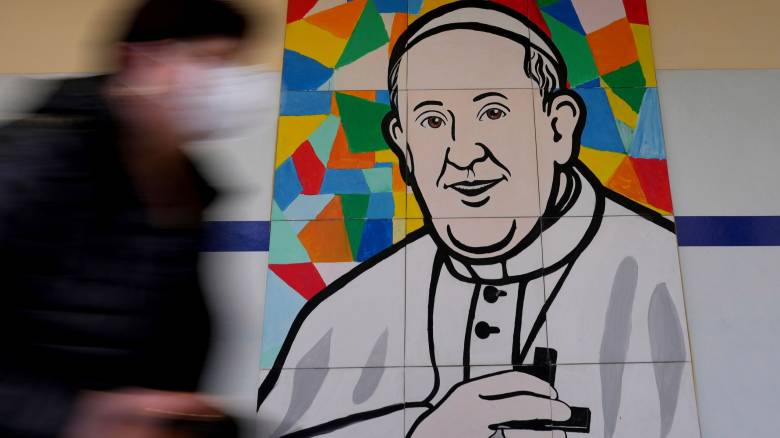 «Αντιμετωπίζω μια δοκιμασία, είμαι στο πλευρό πολλών άρρωστων αδελφών» το νέο μήνυμα του Πάπα