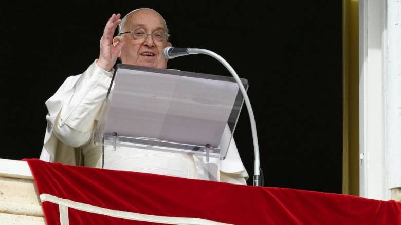 Δύο οξείες αναπνευστικές κρίσεις υπέστη ο πάπας Φραγκίσκος