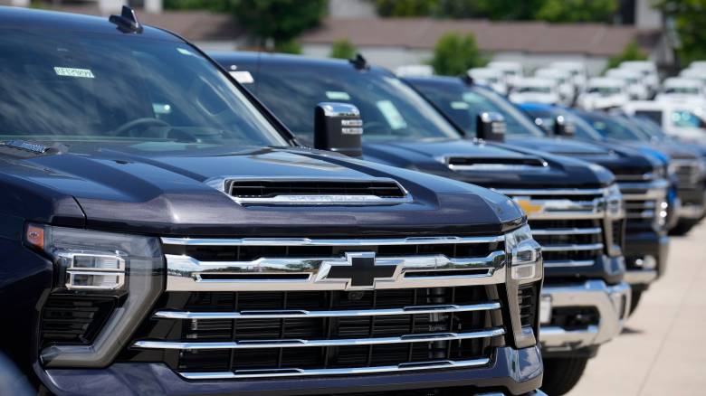 Ποιες αυτοκινητοβιομηχανίες απειλούνται από τους δασμούς Τραμπ