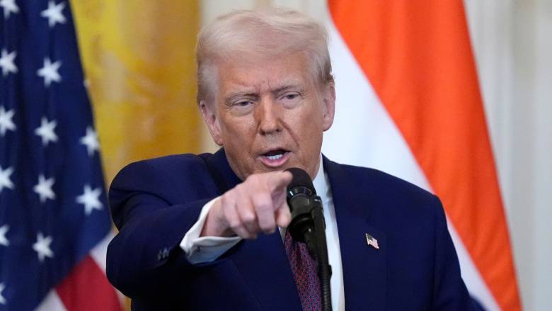 Τραμπ: «Διακόπτεται η χρηματοδότηση σε κολέγια που γίνονται παράνομες διαδηλώσεις»