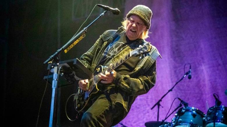 Δωρεάν συναυλία στην Ουκρανία σχεδιάζει ο θρύλος της ροκ Νιλ Γιανγκ