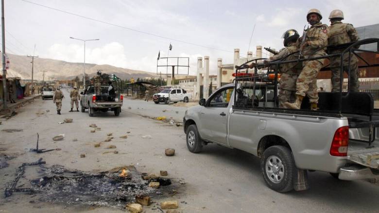 Τουλάχιστον 9 νεκροί και 18 τραυματίες από επίθεση ενόπλων σε στρατόπεδο στο Πακιστάν