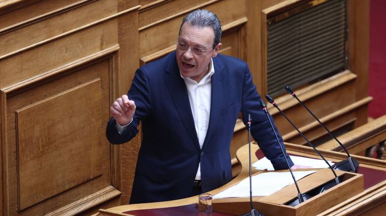 Φάμελλος: Αποτελεσματική άμυνα χωρίς ανεξάρτητη εξωτερική πολιτική δεν γίνεται