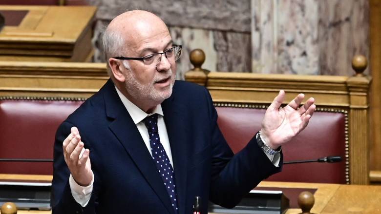 Φλωρίδης: Αφού το πόρισμα λέει ότι δεν υπήρξε παρέμβαση πολιτικού, πρέπει να αποσυρθεί η μομφή