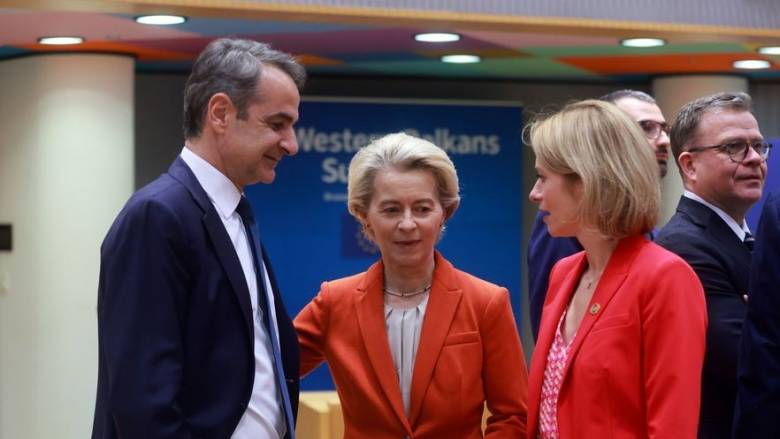 FT: Πρωτοβουλία Μητσοτάκη στο ΕΛΚ για αύξηση των αμυντικών δαπανών της Ε.Ε. πριν την κρίσιμη Σύνοδο