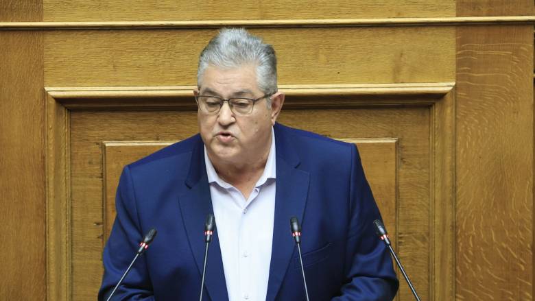 Κουτσούμπας από Βουλή: «Ο λαός μίλησε και δεν μπορείτε να πλαστογραφήσετε το μήνυμα»