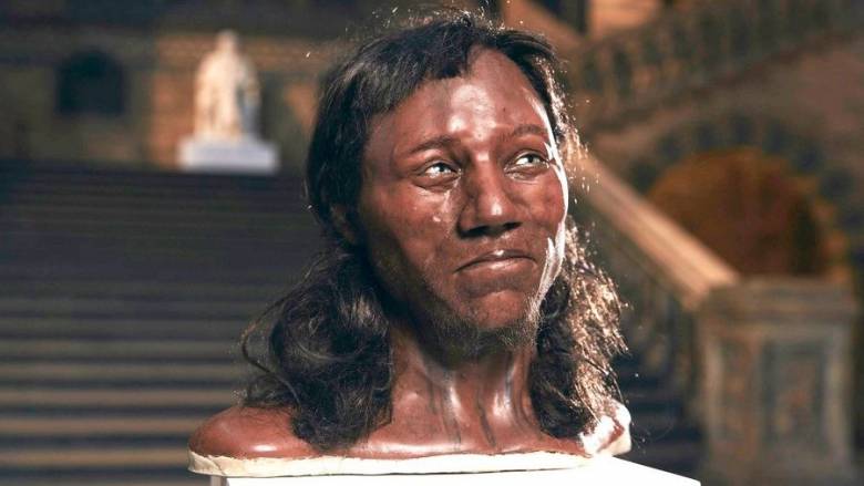 Οι αρχαίοι Βρετανοί που έχτισαν το Στόουνχεντζ είχαν σκούρο δέρμα, υποστηρίζει μελέτη