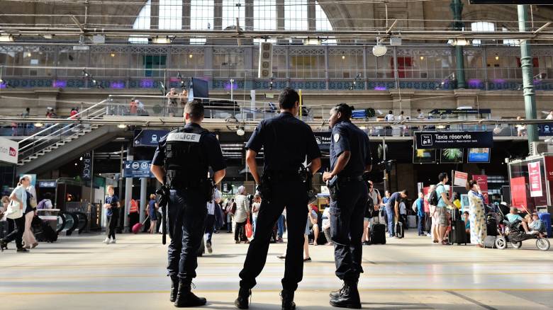 Συναγερμός στο Παρίσι: Εντοπίστηκε βόμβα του Β' Παγκοσμίου Πολέμου σε κεντρικό σταθμό τρένων