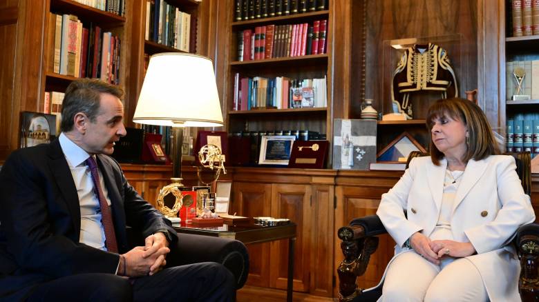 Συνάντηση Μητσοτάκη - Σακελλαροπούλου την Δευτέρα στο Προεδρικό Μέγαρο