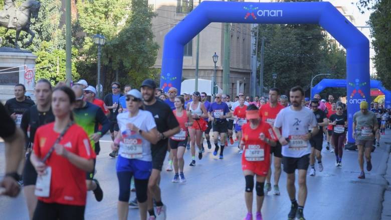 Συμμετοχές ρεκόρ στον 13ο Ημιμαραθώνιο Αθήνας – Δυναμική παρουσία του ΟΠΑΠ στη μεγάλη δρομική γιορτή