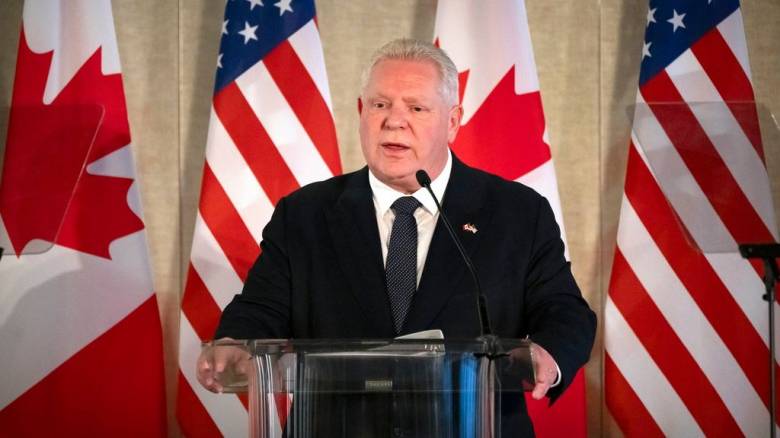 Ο Καναδάς παίρνει πίσω την αύξηση 25% στην εξαγωγή ρεύματος μετά τις απειλές Τραμπ για δασμούς 50%