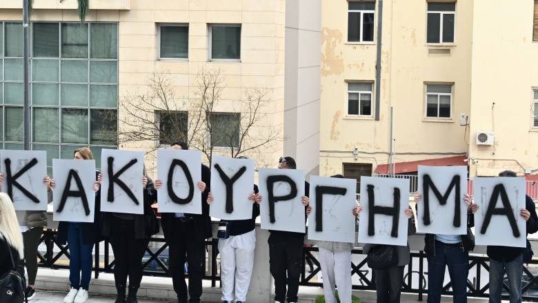 «Όταν η πυρκαγιά έρχεται κάνεις εκκένωση»: Τι είπε η εισαγγελέας για τη φωτιά στο Μάτι