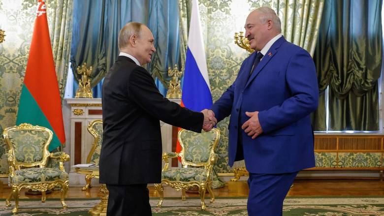 Πούτιν: Η Ρωσία συμφωνεί με τον τερματισμό εχθροπραξιών... μόνο για μακροπρόθεσμη ειρήνη