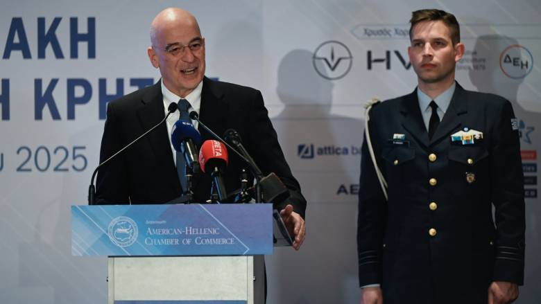 Δένδιας: Ο στρατηγικός ο ρόλος της Κρήτης επηρεάζει τις εξελίξεις στη Συρία - Η σπόντα για Τουρκία