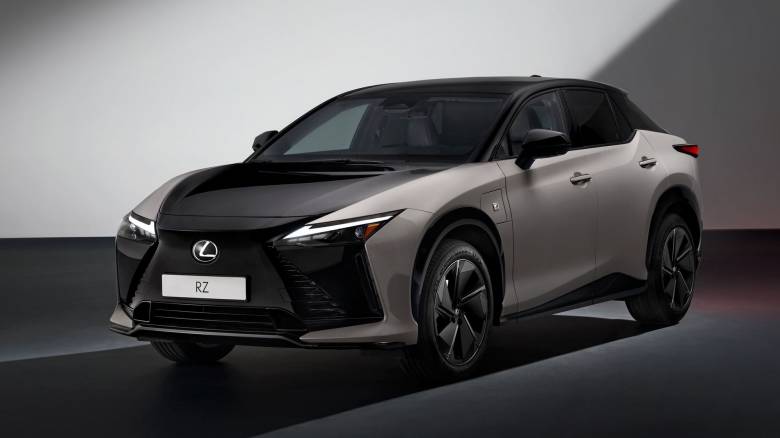 Η Lexus προχώρησε στην ανανέωση του ηλεκτρικού της RZ