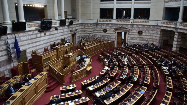 Βουλή: Ψηφίστηκε το νομοσχέδιο για αναδιοργάνωση της ΕΛΑΣ