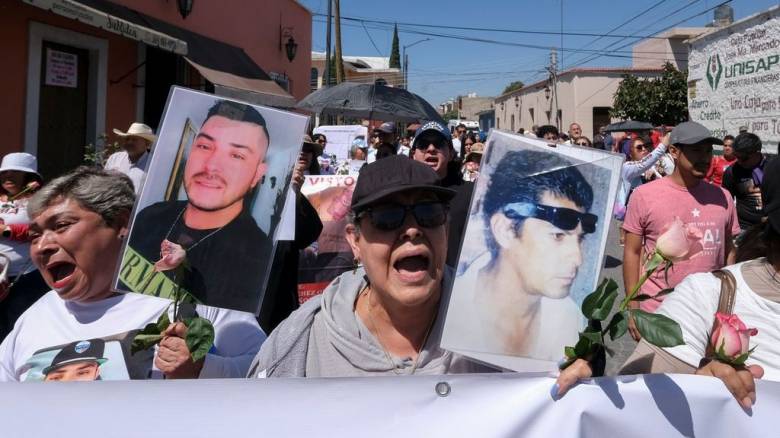 Μεξικό: Δέσμευση για εντατικότερες αναζητήσεις αγνοούμενων μετά την ανακάλυψη ομαδικού τάφου