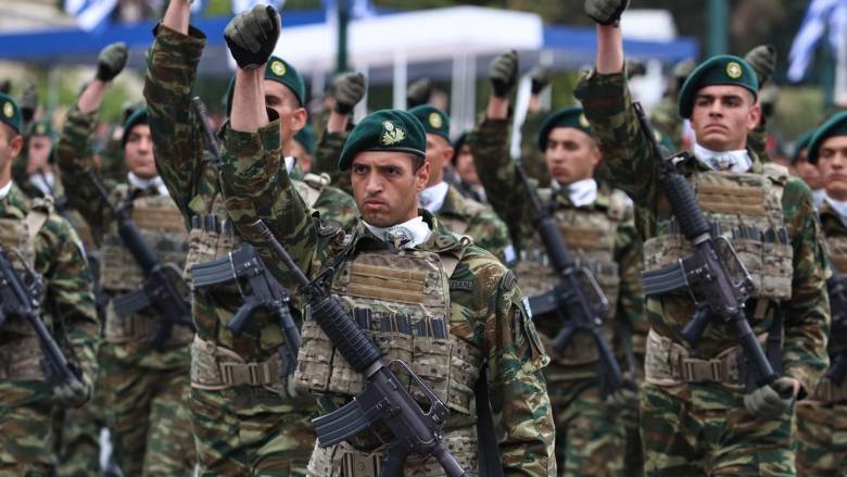 25η Μαρτίου: Mε λαμπρότητα γιορτάστηκε η εθνική επέτειος - Εντυπωσιακές εικόνες από την παρέλαση