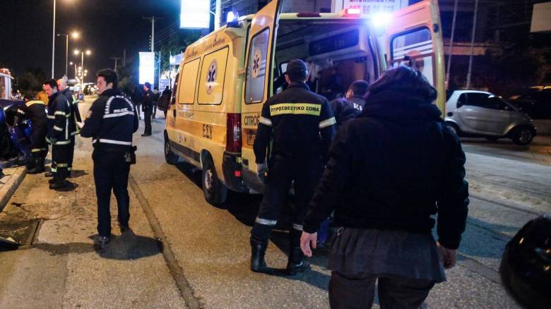 Καραμπόλα τριών οχημάτων στη Βουλιαγμένης - Αυξημένη κίνηση