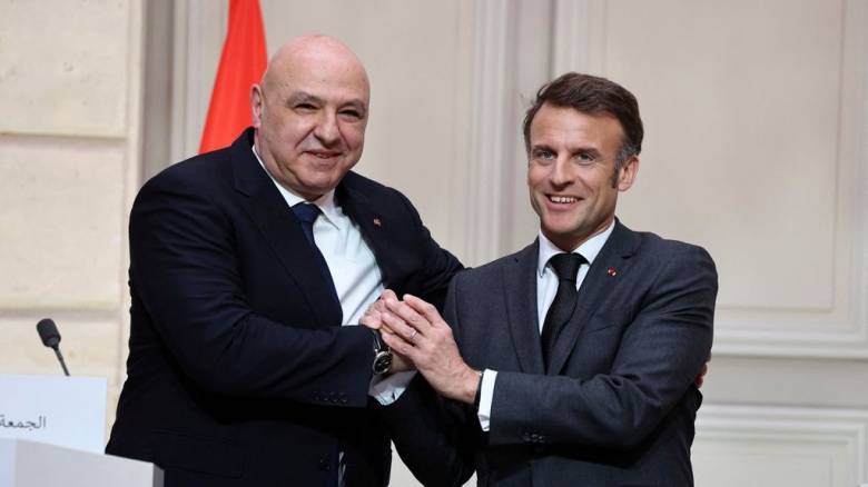Μακρόν: Απαράδεκτα τα ισραηλινά πλήγματα στον Λίβανο, παραβιάζουν την εκεχειρία