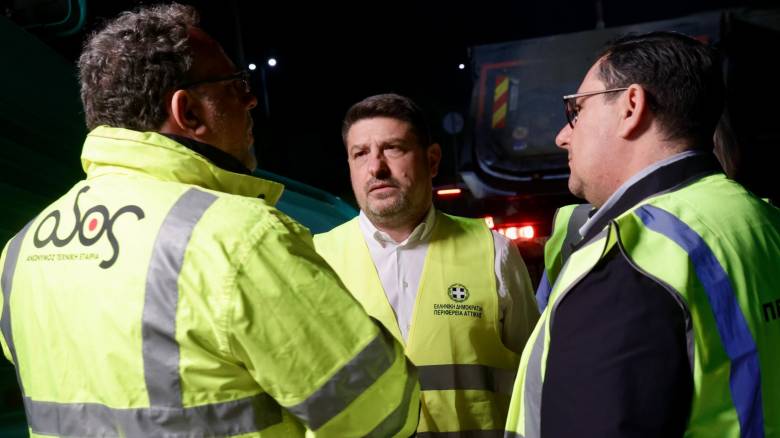 Νυχτερινές αυτοψίες Χαρδαλιά σε έργα οδοποιίας σε Ίλιον, Αλεξάνδρας και στο κέντρο της Αθήνας