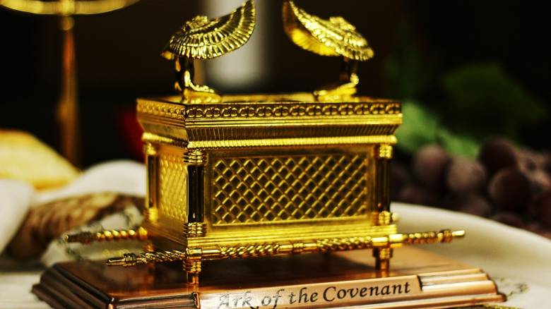 Η CIA βρήκε την Κιβωτό της Διαθήκης χάρη σε... μέντιουμ