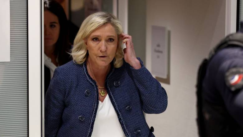 Λεπέν: Ο αγώνας μας θα είναι ειρηνικός και το παράδειγμα μας προσφέρεται από τον Μάρτιν Λούθερ Κινγκ