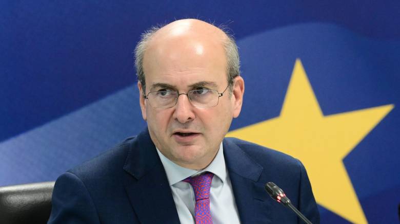 Χατζηδάκης: Επιπλέον έσοδα 2 δισ. ευρώ από τη μείωση της φοροδιαφυγής