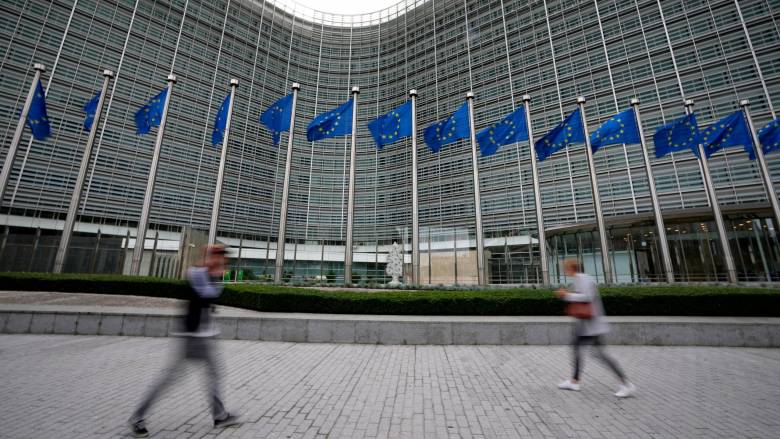 Η απάντηση της Κομισιόν για το σχέδιο των ΗΠΑ για επιβολή δασμών 50% στο ρωσικό πετρέλαιο