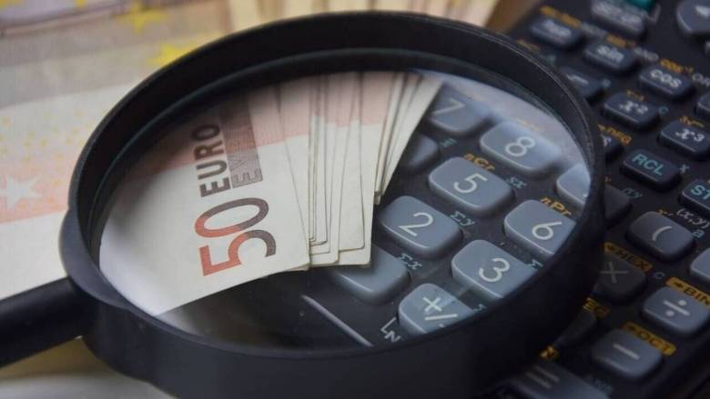 Φόρος εισοδήματος: Τι να προσέξετε για την έκπτωση 4% και για την πληρωμή εφάπαξ ή με δόσεις