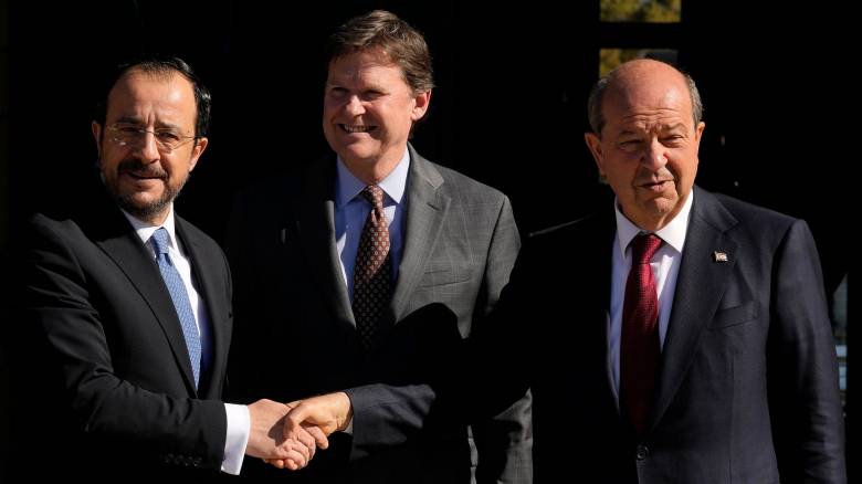 Μισό βήμα μπροστά και ένα πίσω στο Κυπριακό