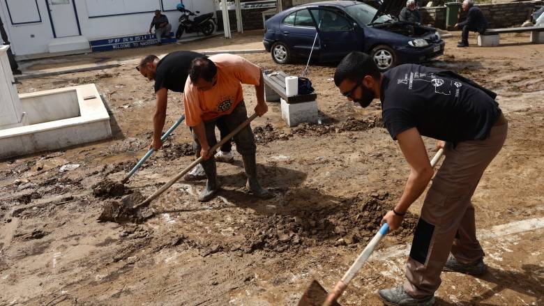 Κακοκαιρία: Έκλεισαν δρόμοι σε Χαλκιδική και Βέροια - Πλημμύρισε σχολείο στη Θεσσαλονίκη