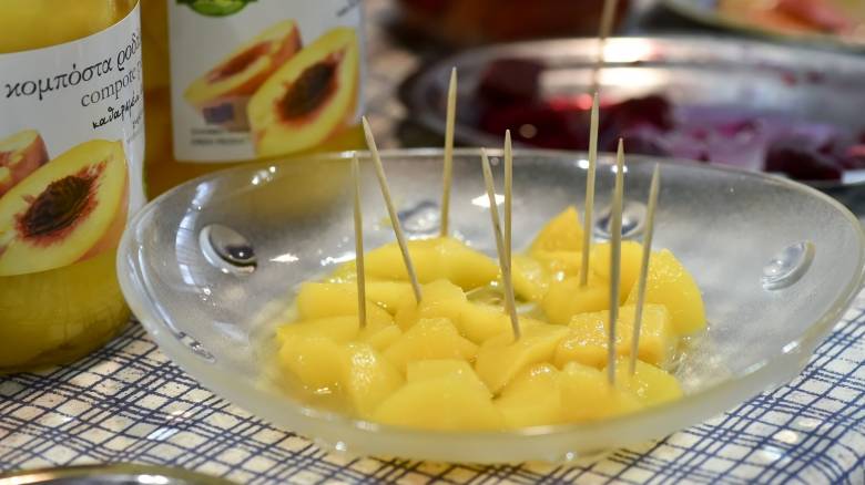 Δασμοί Τραμπ: Ισχυρό πλήγμα για την ελληνική παραγωγή κομπόστας - Στις ΗΠΑ το 20% των εξαγωγών