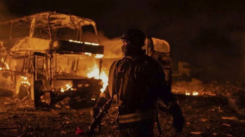 Ρωσική πυραυλική επίθεση στην Ουκρανία: 14 νεκροί, ανάμεσά τους 6 παιδιά - Πάνω από 50 τραυματίες