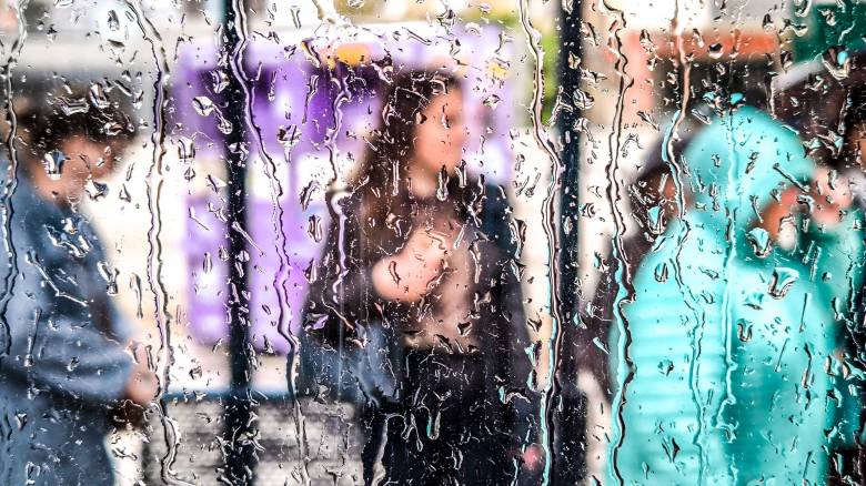 Καιρός: Βροχές στις περισσότερες περιοχές της χώρας - Μικρή πτώση της θερμοκρασίας