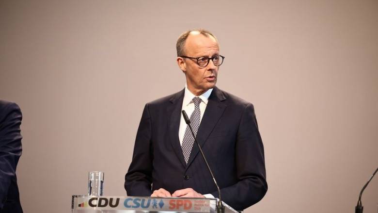 Μερτς: Δεν έχει κηρυχθεί στη Γερμανία κατάσταση έκτακτης ανάγκης για το μεταναστευτικό